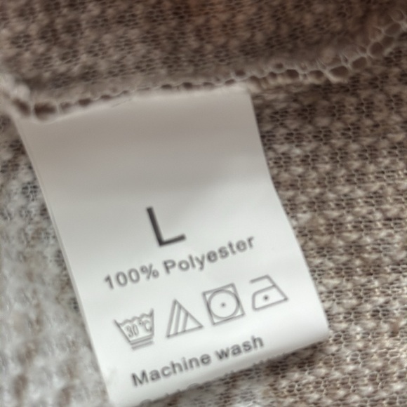 NWOT Plaid Brown and White Teddy Women's Cropped Jacket - Picture 7 of 8